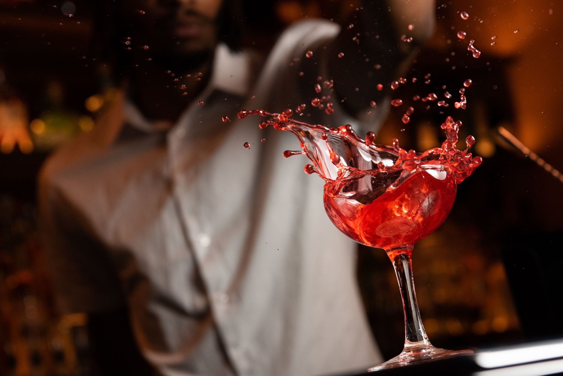 Cocktail splash in elegant glass